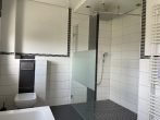 Unschlagbares Angebot! Einfamilienhaus auf schönem Grundstück mit Bauplatz - Badezimmer - weitere Ansicht