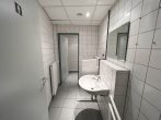 Vielseitig nutzbare und moderne Gewerbefläche in BEST-LAGE von Bruchsal - Toilette - Herren