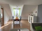 Vermietete 3-Zimmer-Dachgeschosswohnung mit Carport in Heidelsheim - Essbereich