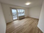 Praktisch geschnittene 3-Zimmer-Wohnung mit Balkon und TG-Stellplatz in HD-Emmertsgrund - Wohn-/Essbereich