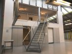 Ein Gewerbeobjekt der besonderen Art in Stutensee-Blankenloch (Gewerbegebiet) - Treppe zur Galerie
