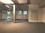 Ein Gewerbeobjekt der besonderen Art in Stutensee-Blankenloch (Gewerbegebiet) - Büroraum im EG