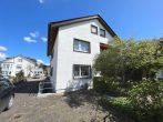 Gepflegtes 2-Familienhaus mit Ausbaureserve und Doppelgarage in Rheinstetten-Forchheim - Gartenansicht