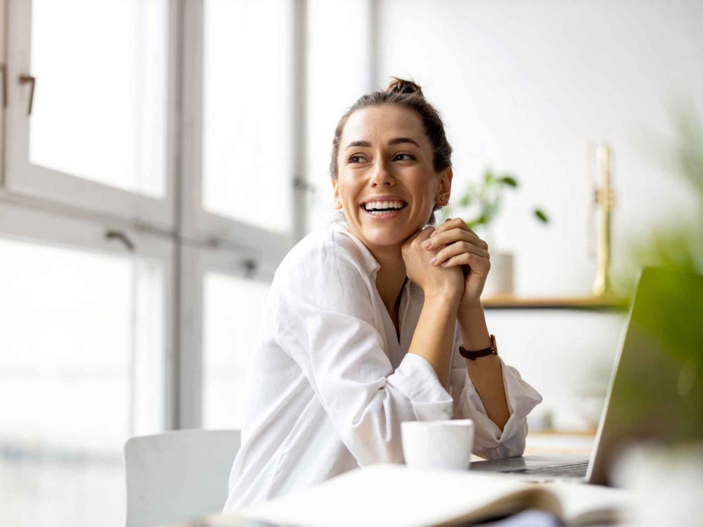 Doll-Immobilien_Kaufen-Kontakt_2000x1500px